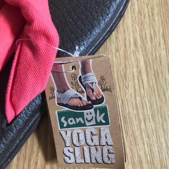 Brand new Sanuk Yoga slings - Picture 2 of 3